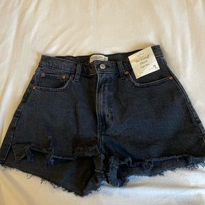 Abercrombie and Fitch “The Cutoff Short” curve love, high rise, black denim, NWT